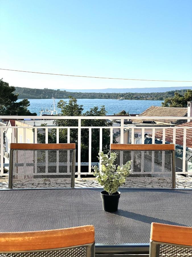 Apartments With A Parking Space Loviste, Peljesac - 19514 Екстериор снимка